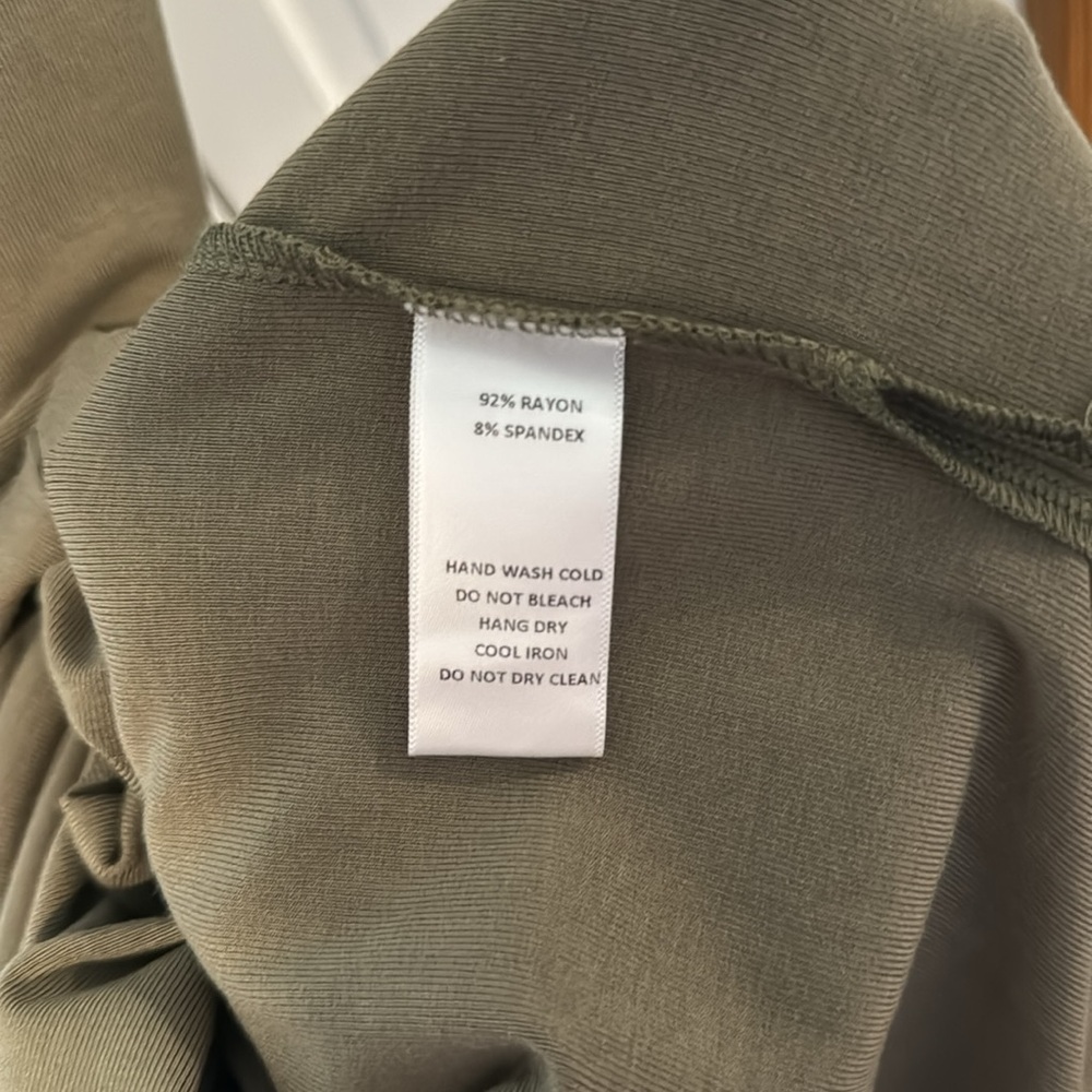 Mod Ref Daphne Dress In Olive, Size Small - Picture 10 of 10